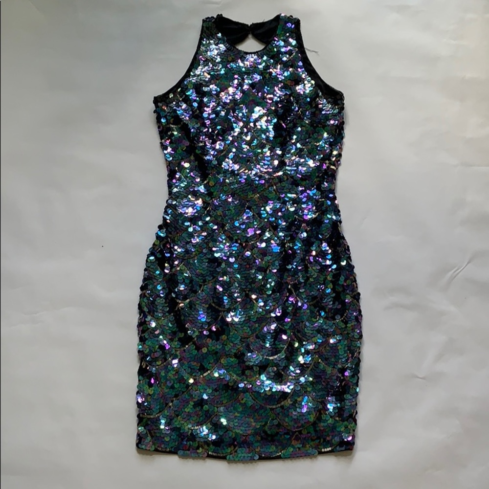 Nadine Blue and Purple Sequin Sleeveless Dress keyhole back